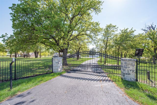 3887 Old Agnes Road, Weatherford, TX 76088