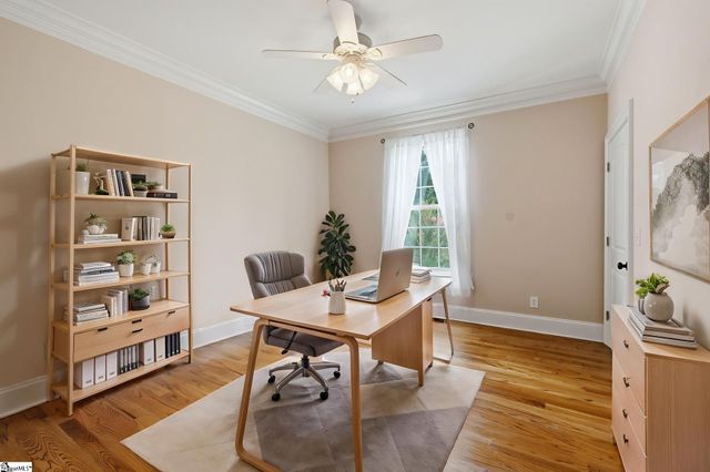215 Log Shoals Road, Greenville, SC 29605