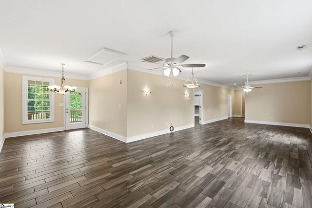 215 Log Shoals Road, Greenville, SC 29605