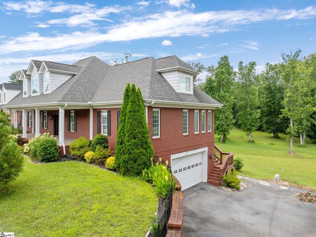 215 Log Shoals Road, Greenville, SC 29605
