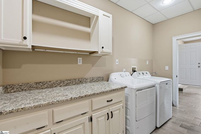 215 Log Shoals Road, Greenville, SC 29605
