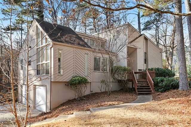 10780 Shagbark Trail, Roswell, GA 30075
