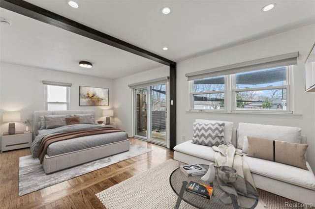 2577 Buckingham Avenue, Birmingham, MI 48009