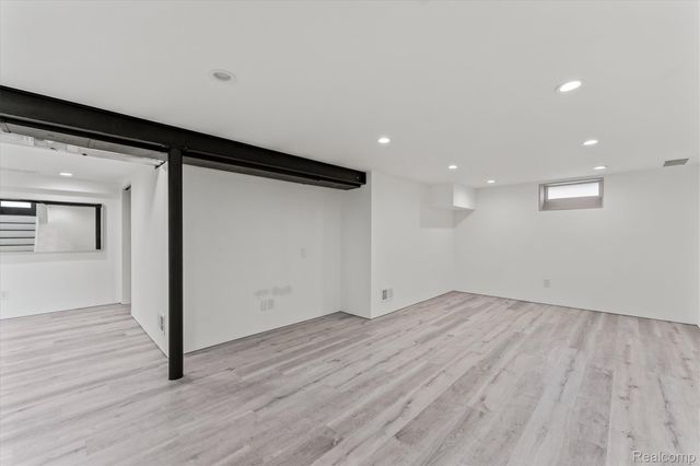 2577 Buckingham Avenue, Birmingham, MI 48009