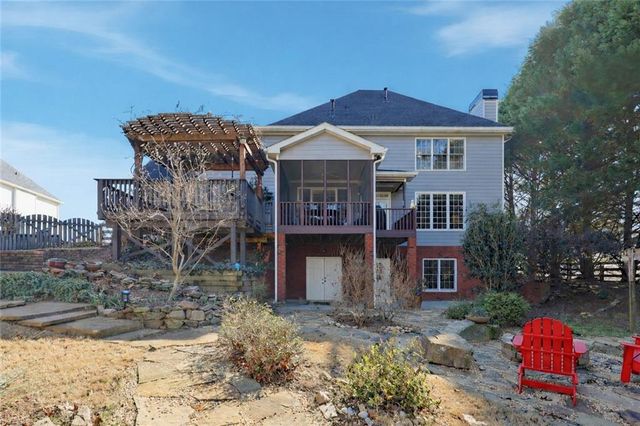 9060 Forest Path Drive, Gainesville, GA 30506