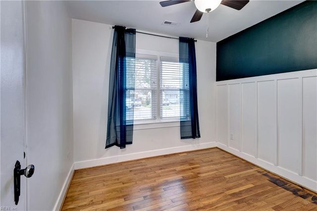 11 N Greenfield AVE, Hampton, VA 23666