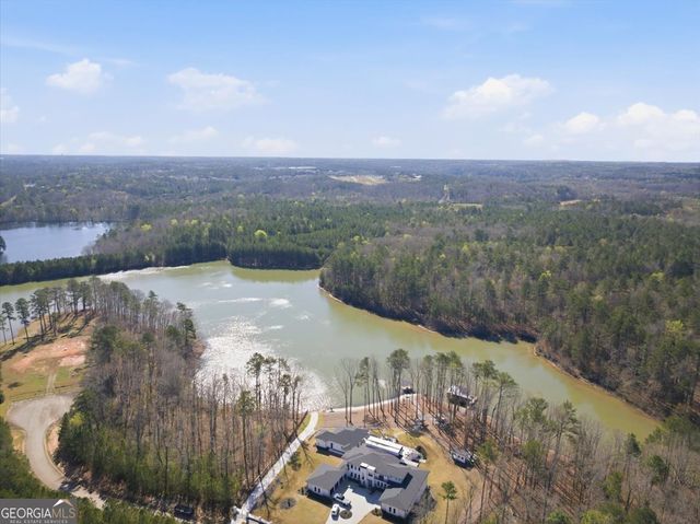 852 Artistry Way, Fairburn, GA 30213