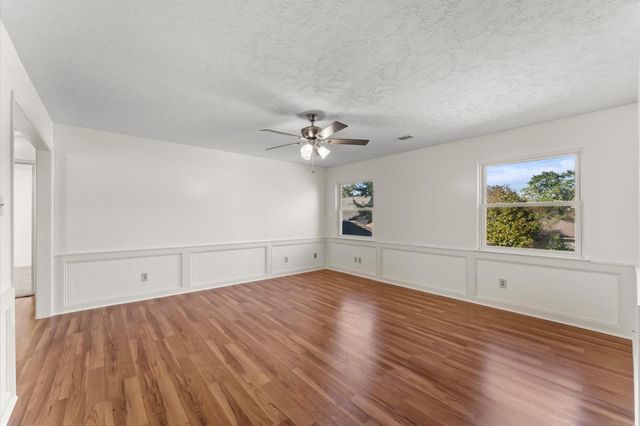 7311 17th Green Drive, Humble, TX 77346