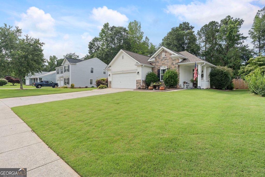 173 Autumn Creek Drive, Dallas, GA 30157