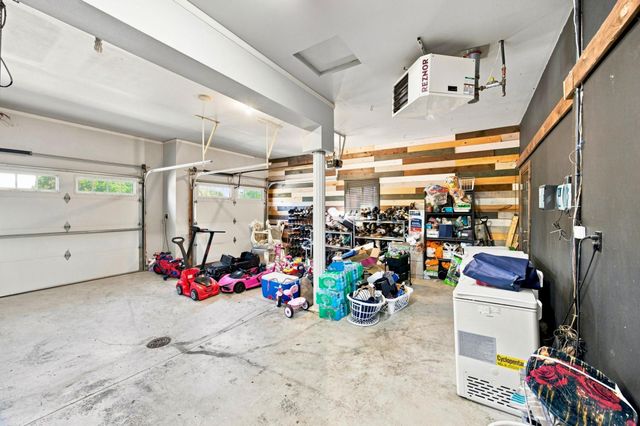 609 Lexington Lane, Moorhead, MN 56560