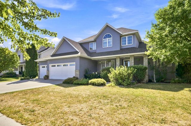 609 Lexington Lane, Moorhead, MN 56560