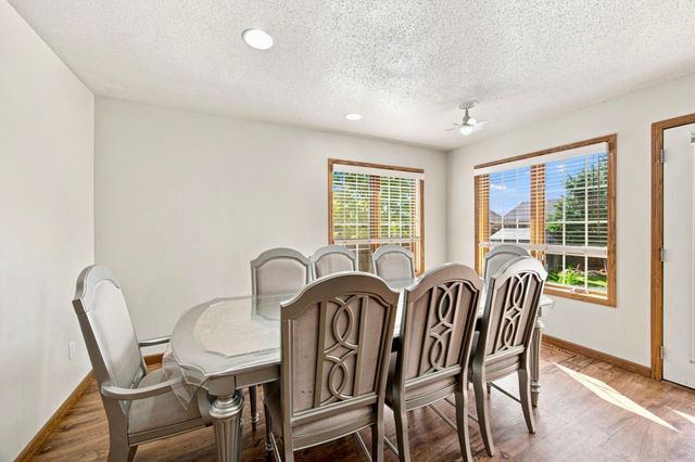 609 Lexington Lane, Moorhead, MN 56560
