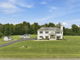 16 Rosio Lane, Modena, NY 12548