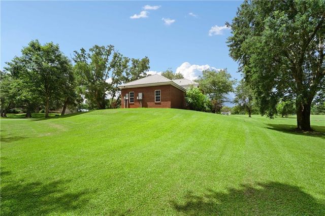 5880 Plantation Woods Drive, Theodore, AL 36582
