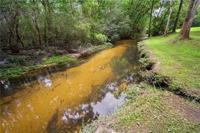 5880 Plantation Woods Drive, Theodore, AL 36582