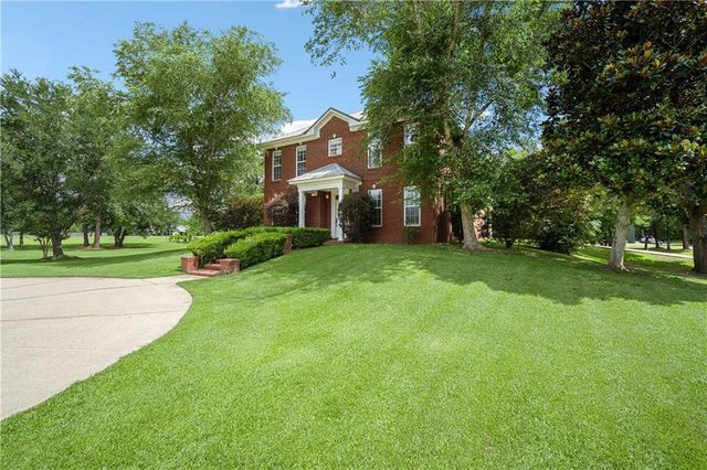 5880 Plantation Woods Drive, Theodore, AL 36582