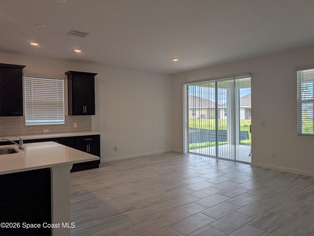 938 Soleway Avenue NW, Palm Bay, FL 32907
