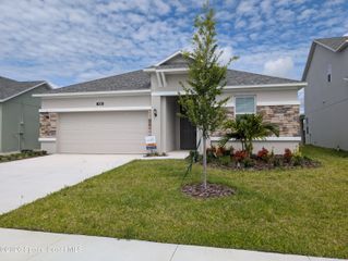 938 Soleway Avenue NW, Palm Bay, FL 32907