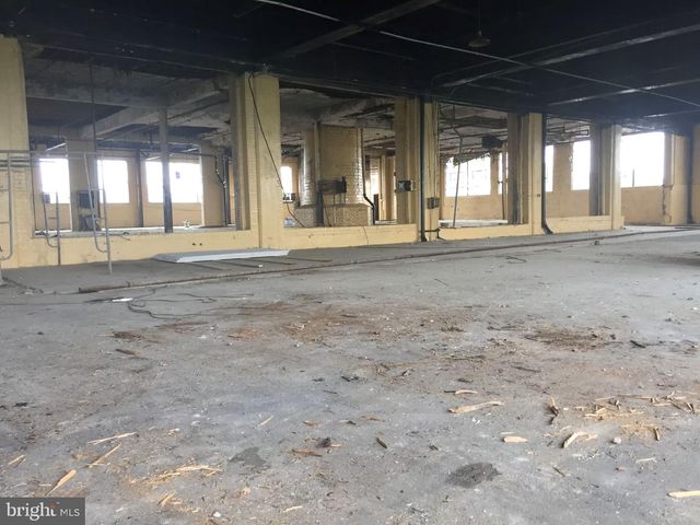 2427-35 W YORK ST, Philadelphia, PA 19132