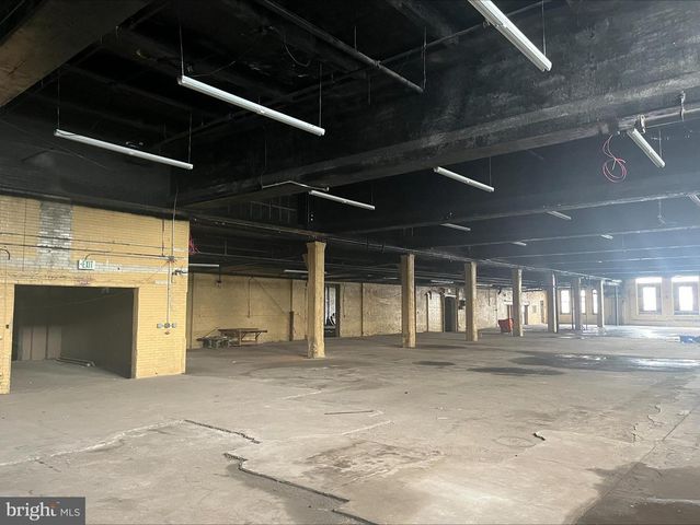 2427-35 W YORK ST, Philadelphia, PA 19132
