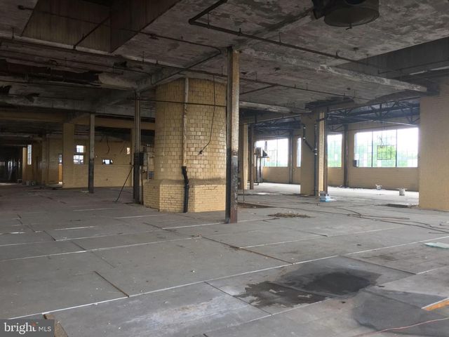 2427-35 W YORK ST, Philadelphia, PA 19132