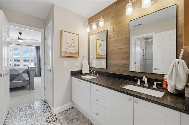 140 Red Gate Lakes Drive, Canton, GA 30115