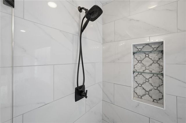 140 Red Gate Lakes Drive, Canton, GA 30115