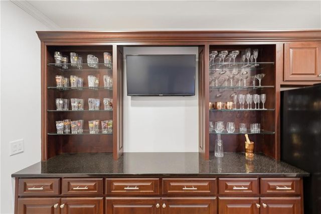 140 Red Gate Lakes Drive, Canton, GA 30115