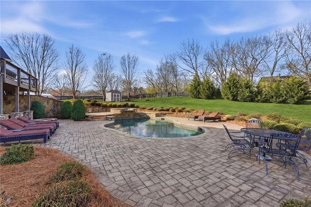 140 Red Gate Lakes Drive, Canton, GA 30115