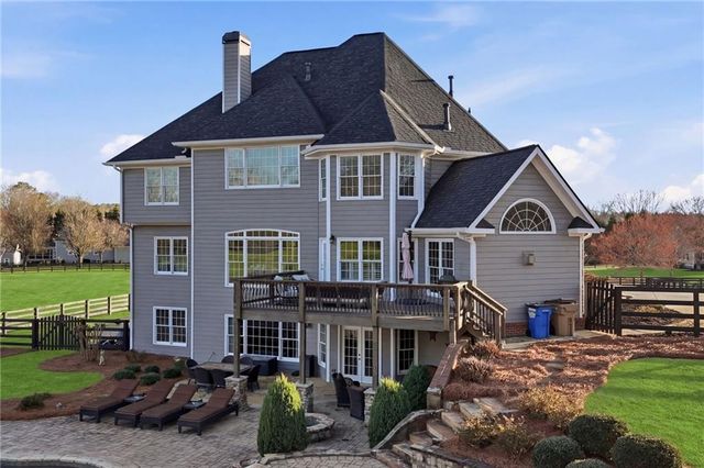 140 Red Gate Lakes Drive, Canton, GA 30115