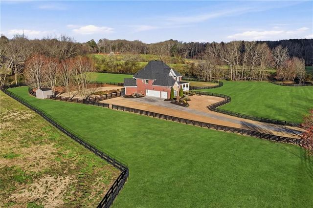 140 Red Gate Lakes Drive, Canton, GA 30115