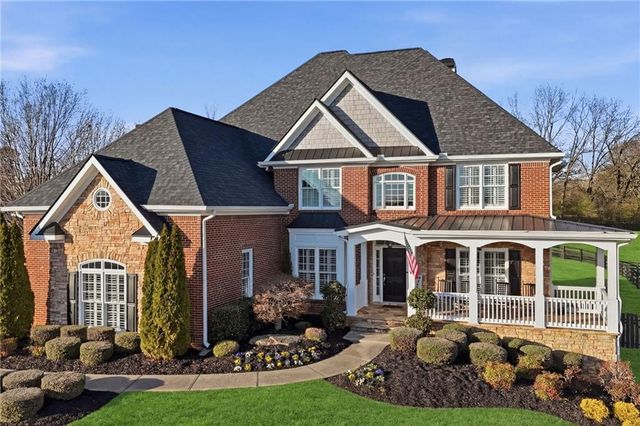 140 Red Gate Lakes Drive, Canton, GA 30115