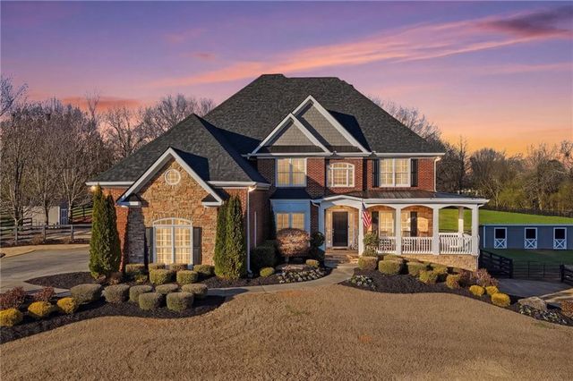 140 Red Gate Lakes Drive, Canton, GA 30115