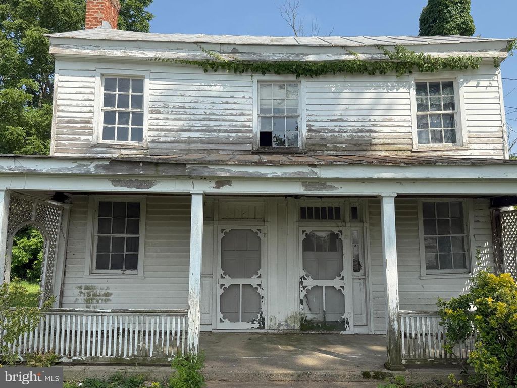 505 BATTLEFIELD, Fort Defiance, VA 24437