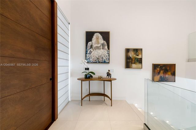 7180 E Lago Drive, Coral Gables, FL 33143
