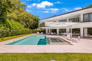 7180 E Lago Drive, Coral Gables, FL 33143