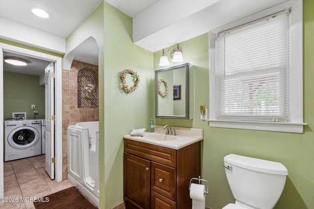 44 Cherry Lane, Howell, NJ 07731