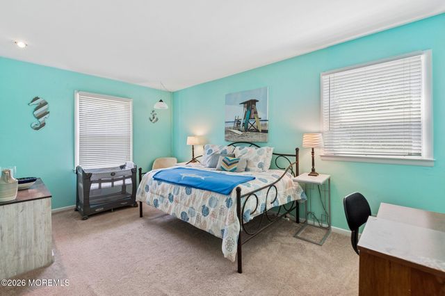44 Cherry Lane, Howell, NJ 07731
