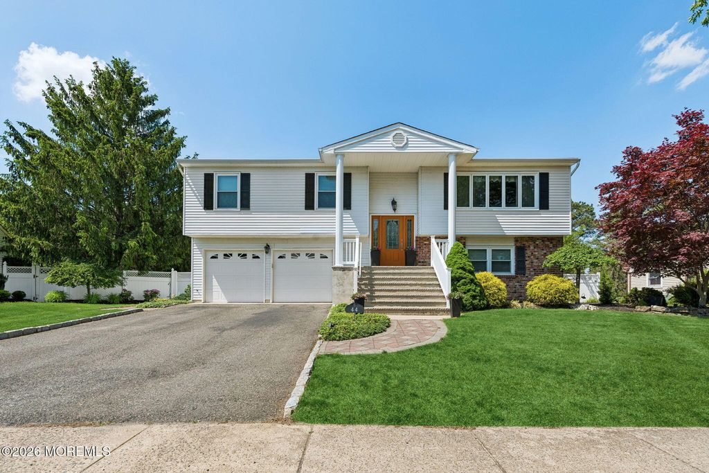 44 Cherry Lane, Howell, NJ 07731