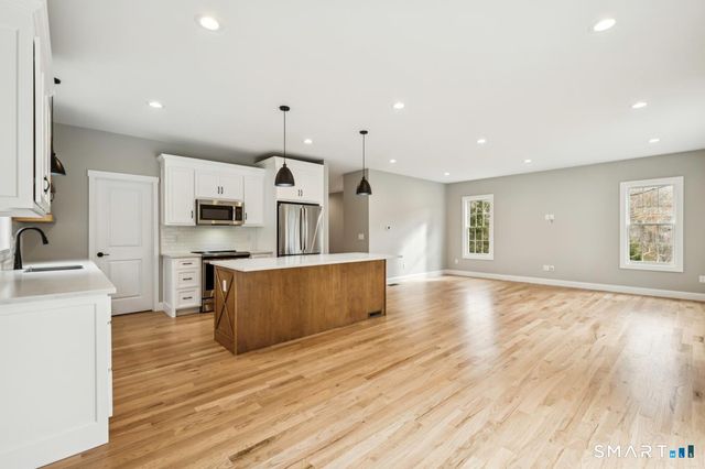 358 George Washington Turnpike, Burlington, CT 06013