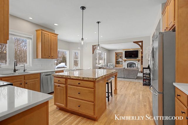 8700 Olde Meadow Drive NE, Rockford, MI 49341