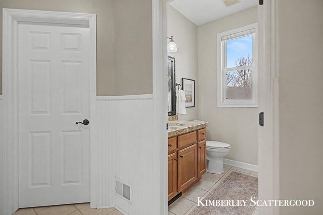 8700 Olde Meadow Drive NE, Rockford, MI 49341