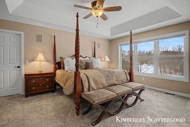 8700 Olde Meadow Drive NE, Rockford, MI 49341