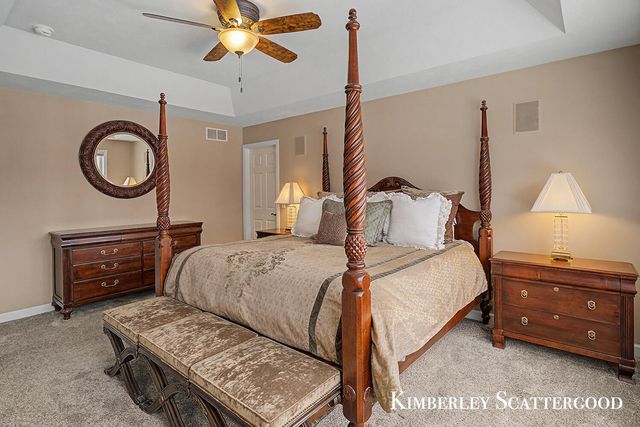 8700 Olde Meadow Drive NE, Rockford, MI 49341