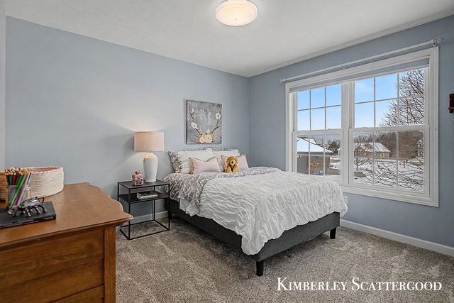 8700 Olde Meadow Drive NE, Rockford, MI 49341