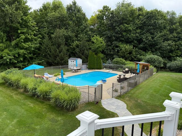 8700 Olde Meadow Drive NE, Rockford, MI 49341