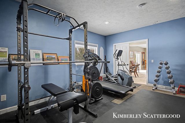 8700 Olde Meadow Drive NE, Rockford, MI 49341