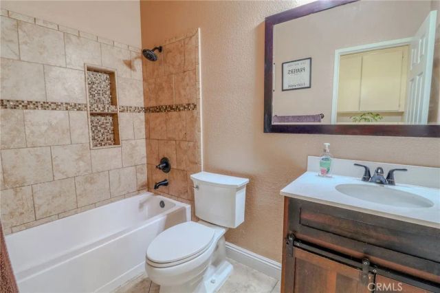 13493 Fairfield Drive, Corona, CA 92883