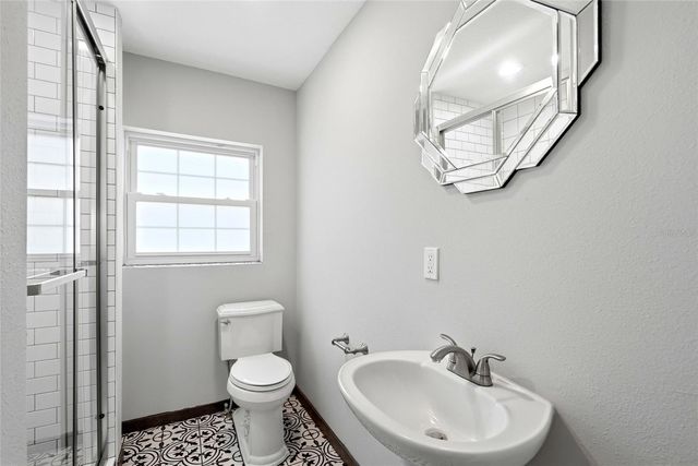 2720 10TH STREET N, St Petersburg, FL 33704