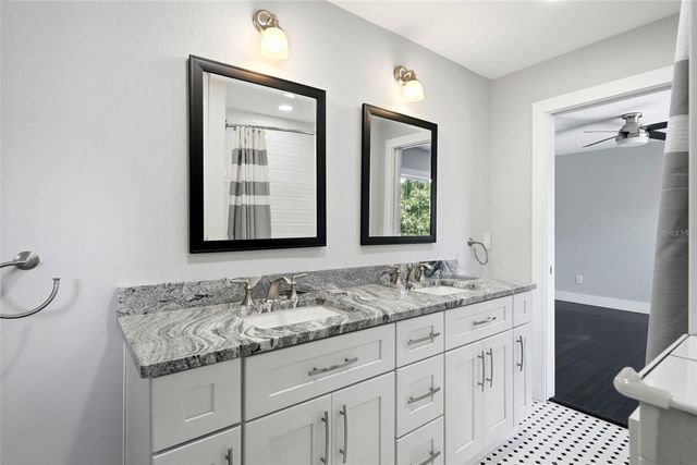 2720 10TH STREET N, St Petersburg, FL 33704
